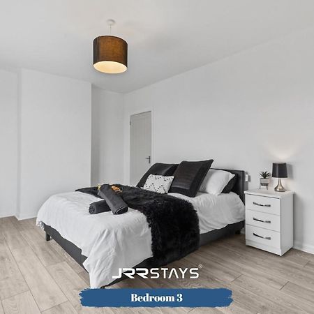 Nuneaton - Ideal 3 Bedroom, Wi-Fi Parking, Sleeps 6 - Jrr Stays Bagian luar foto