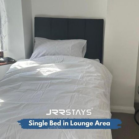 Nuneaton - Ideal 3 Bedroom, Wi-Fi Parking, Sleeps 6 - Jrr Stays Bagian luar foto