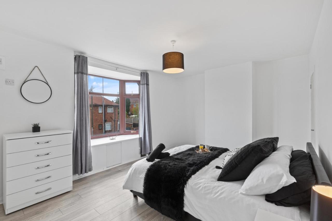 Nuneaton - Ideal 3 Bedroom, Wi-Fi Parking, Sleeps 6 - Jrr Stays Bagian luar foto