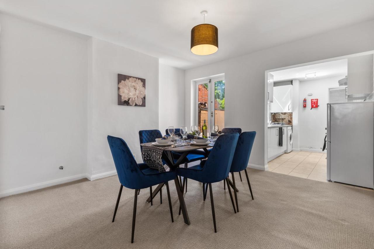 Nuneaton - Ideal 3 Bedroom, Wi-Fi Parking, Sleeps 6 - Jrr Stays Bagian luar foto